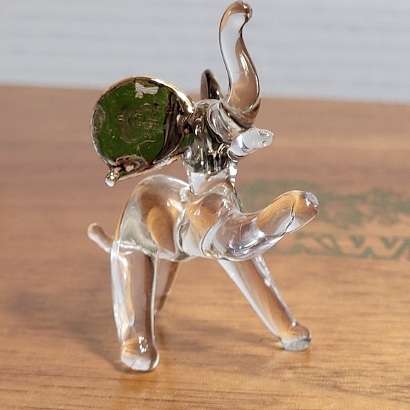 Vintage Miniature Art Glass Trunk Up Elephant Figurine - Picture 6 of 14